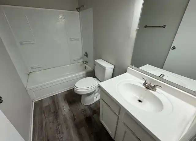 Property at 9124 E 10th St, Indianapolis, IN, 46229, 2 beds, 1 bath, [object Object]