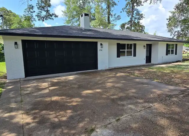Property at 204 Dogwood Ln, Kountze, TX, 77625, 3 beds, 2 baths, [object Object]