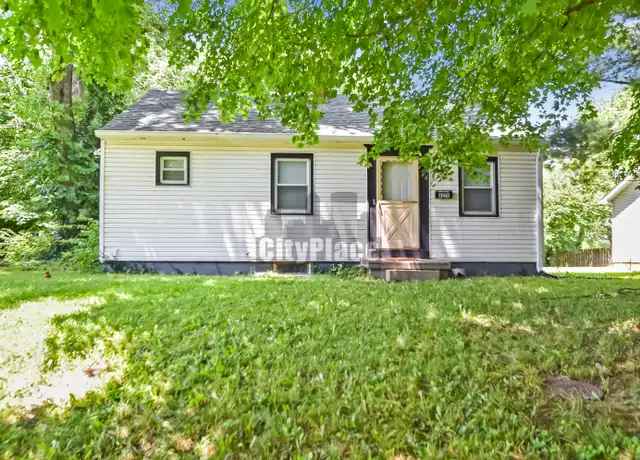 Property at 4226 Woodridge Blvd, Indianapolis, IN, 46205, 2 beds, 1 bath, [object Object]