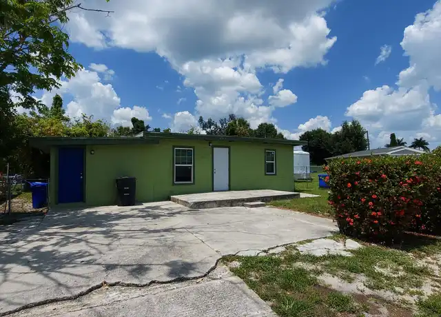 Property at 3315 Bassie Ct, Fort Myers, FL, 33916, 3 beds, 1 bath, [object Object]