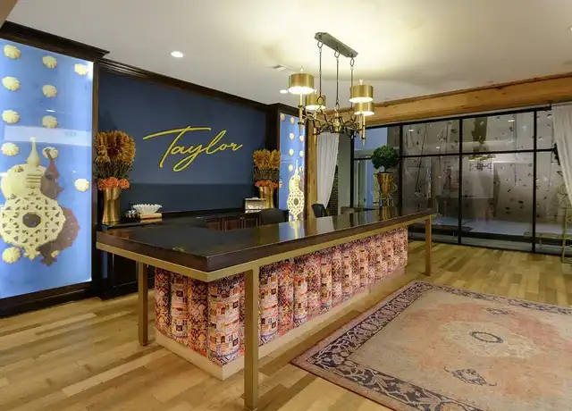 Property at Taylor House - 5001 Olentangy River Rd, Columbus, OH, 43214, 1-2 bed, 1-2 bath, [object Object]