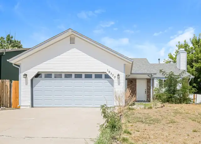 Property at 19733 E Oxford Dr, Aurora, CO, 80013, 4 beds, 2 baths, [object Object]