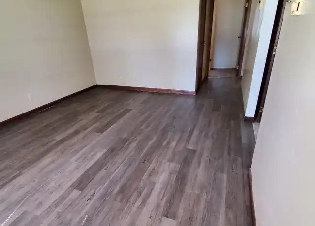 Property at 203 Humboldt Ave Unit D, Bode, IA, 50519, 2 beds, 1 bath, [object Object]