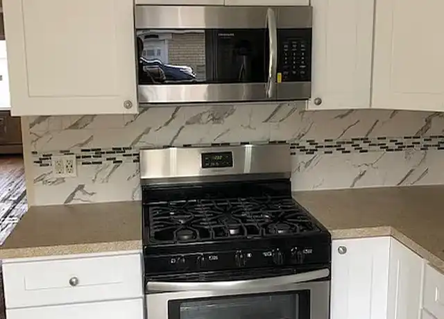 Property at Woodbridge Apartments - 585 Rahway Ave, Woodbridge, NJ, 07095, 1 bed, 1 bath, [object Object]