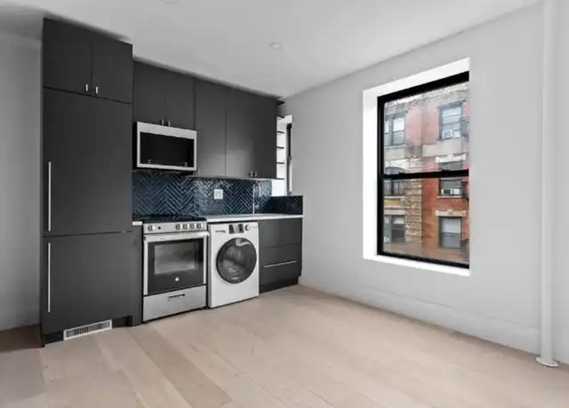 Property at 371 Broome St, New York, NY, 10013, 2 beds, 2 baths, [object Object]