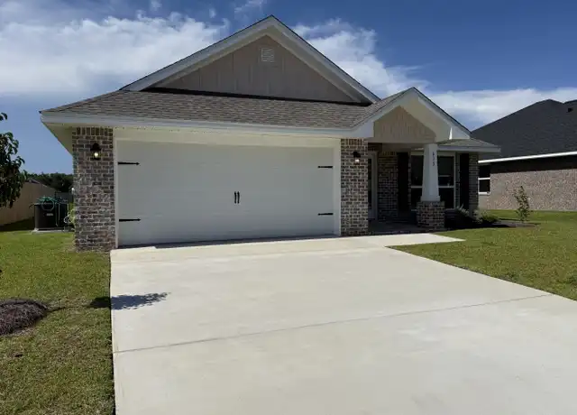 Property at 633 Revere St, Foley, AL, 36535, 4 beds, 2 baths, [object Object]
