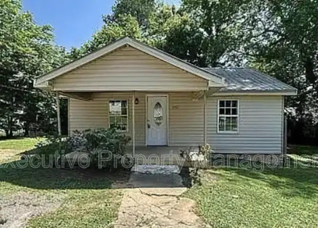 Property at 505 W Lake Dr, Bessemer, AL, 35020, 3 beds, 1 bath, [object Object]
