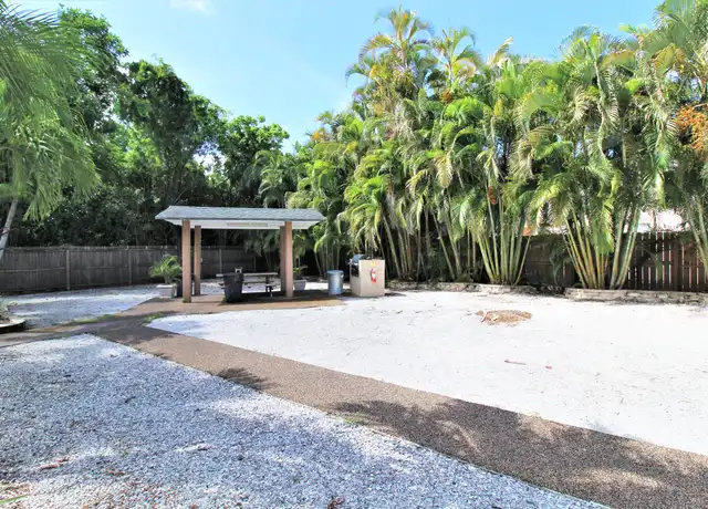 Property at 1644 Redwood St Unit E, Sarasota, FL, 34231, 1 bed, 1 bath, [object Object]
