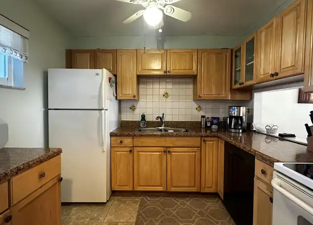 Property at 2566 Garden Dr S #206, Lake Worth, FL, 33461, 1 bed, 1 bath, [object Object]