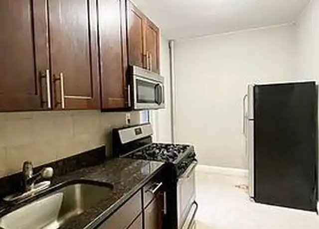 Property at 516 W 174th St, New York, NY, 10033, 3 beds, 1 bath, [object Object]