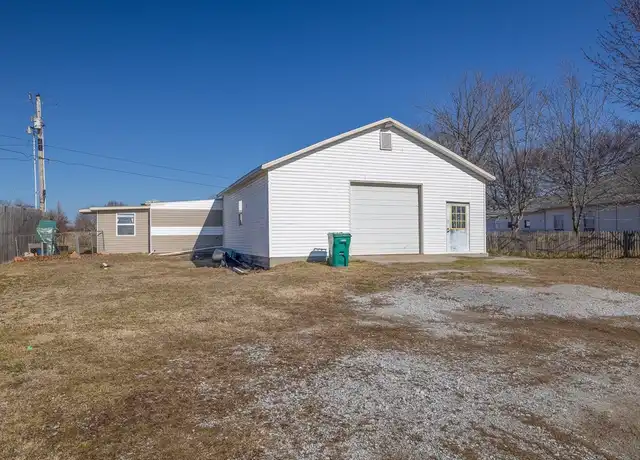 Property at 12840 Ruby Rd, Farmington, AR, 72730, 2 beds, 1.5 baths, [object Object]