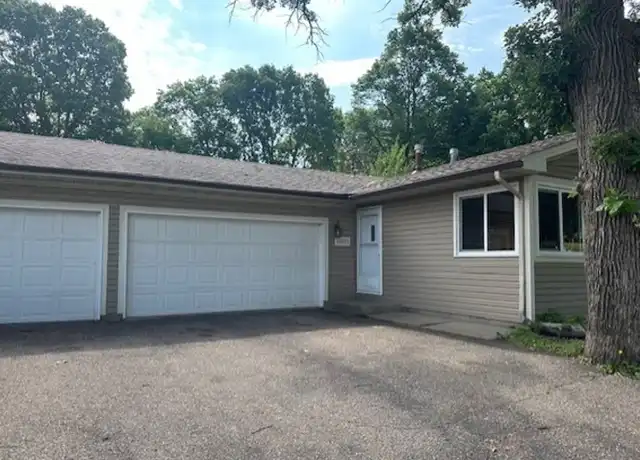 Property at 13011 County Road 5 Unit 13013, Burnsville, MN, 55337, 4 beds, 2 baths, [object Object]