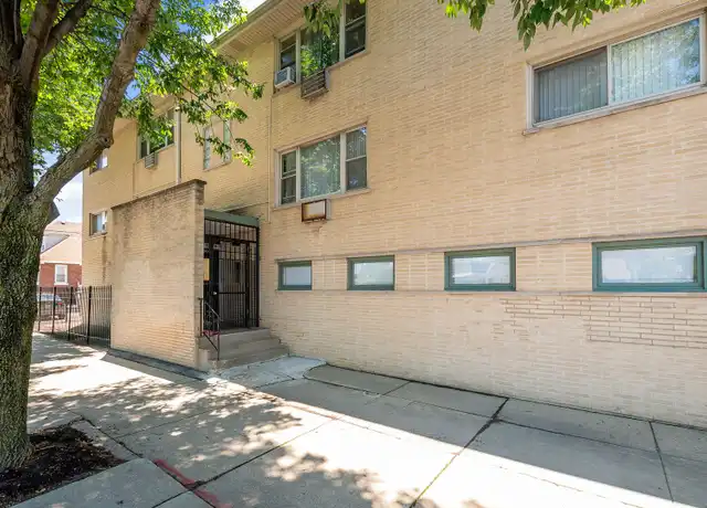 Property at 6300 S Kostner Ave Unit 6300-1B, Chicago, IL, 60629, 2 beds, 1 bath, [object Object]