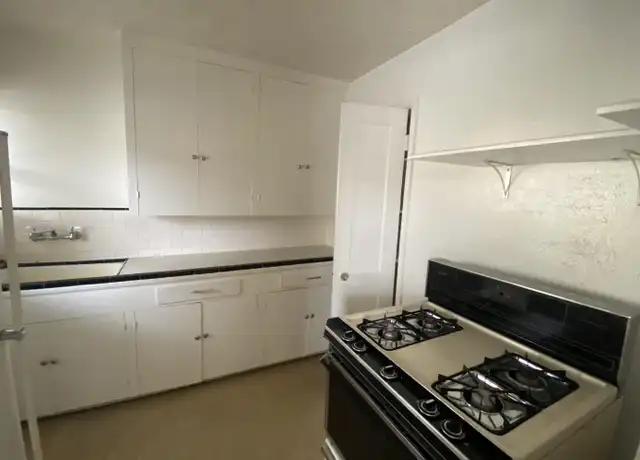 Property at 1930 North Blvd, Houston, TX, 77098, 2 beds, 1 bath, [object Object]