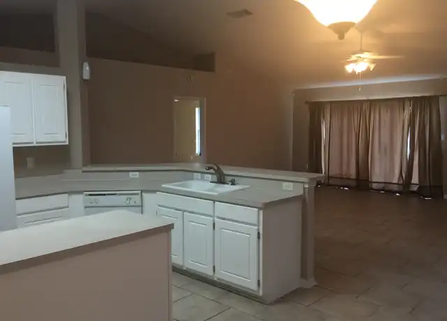 Property at 1886 Greystone Ln, Fort Walton Beach, FL, 32547, 4 beds, 2 baths, [object Object]