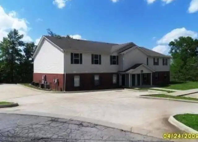 Property at 2119 Ringgold Ct Unit 206, Clarksville, TN, 37042, 3 beds, 2 baths, [object Object]