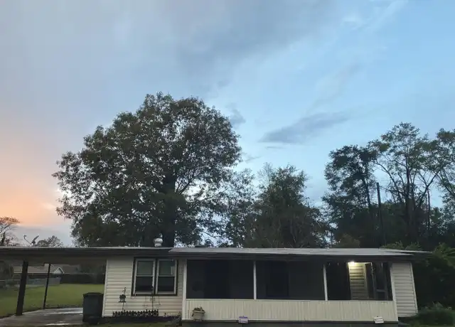 Property at 1313 W Oglethorpe Hwy, Hinesville, GA, 31313, 2 beds, 1 bath, [object Object]