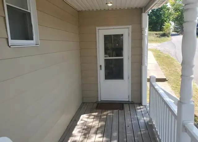 Property at 810 Charles Ave Unit A, Morgantown, WV, 26505, 1 bed, 1 bath, [object Object]