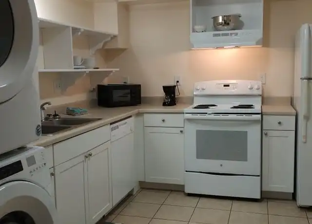 Property at 1440 5th St Unit D, Charlottesville, VA, 22902, 1 bed, 1 bath, [object Object]