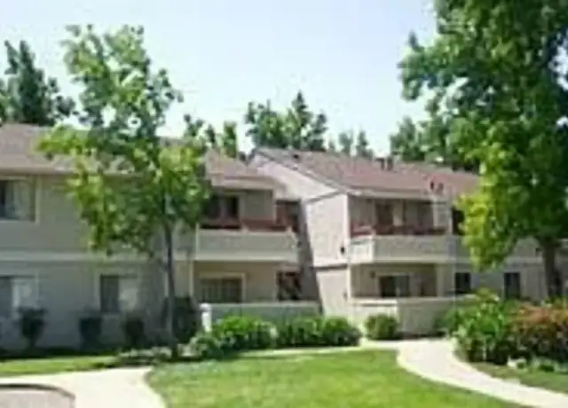 Photo of 293 Shasta Dr, Vacaville, CA 95687
