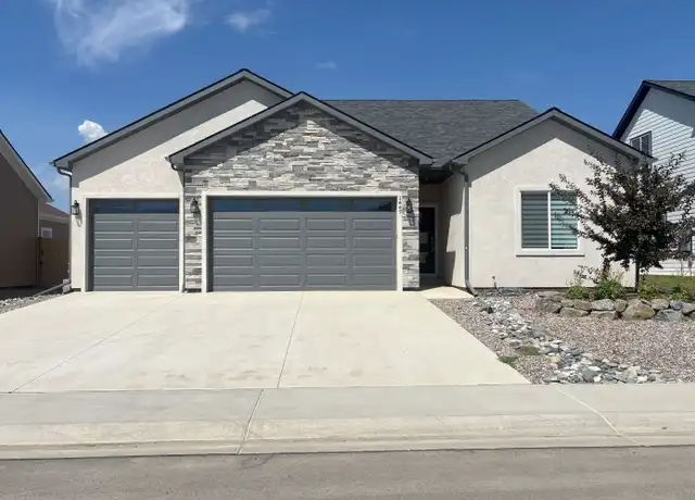 Property at 1447 Excelsior Creek Ave, Montrose, CO, 81401, 4 beds, 2 baths, [object Object]