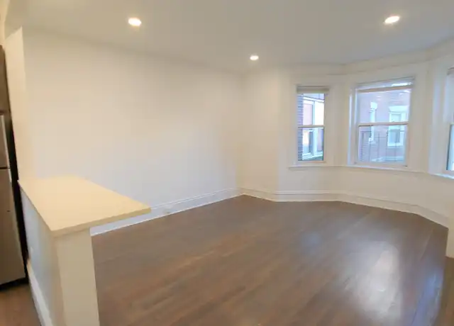Property at 102 Queensberry St Unit 6, Boston, MA, 02215, 2 beds, 1 bath, [object Object]