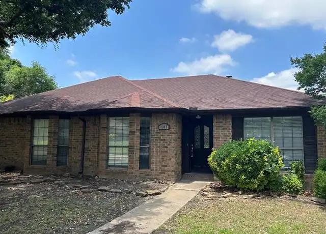 Property at 1317 Chicota Dr, Plano, TX, 75023, 4 beds, 2 baths, [object Object]