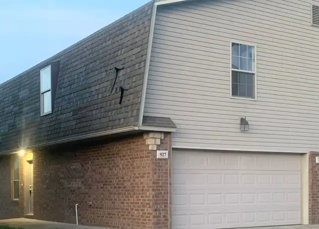 Property at 925 W Black St Unit 927, Ozark, MO, 65721, 3 beds, 2 baths, [object Object]