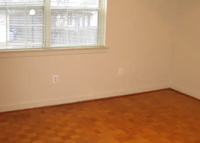 Property at 4410 N Carlin Springs Rd Unit 08, Arlington, VA, 22203, 1 bed, 1 bath, [object Object]