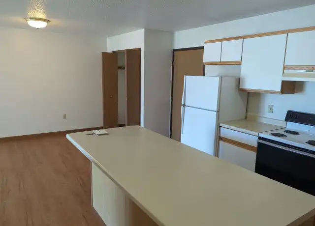Property at 621 Amy Dr Unit 625 11, Holmen, WI, 54636, 2 beds, 1 bath, [object Object]