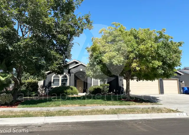 Property at 912 Apple Ave, Lemoore, CA, 93245, 4 beds, 2 baths, [object Object]