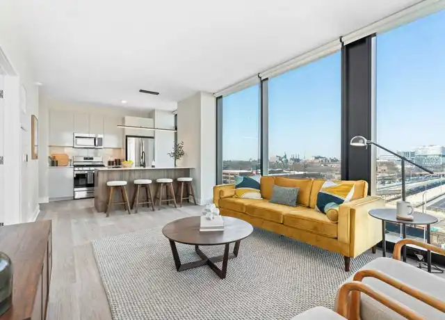 Property at 1125 W Van Buren St Unit 1-1, Chicago, IL, 60607, 1 bed, 1 bath, [object Object]
