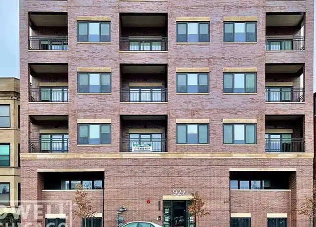 Property at 927 W Irving Park Rd, Chicago, IL, 60613, 4 beds, 2 baths, [object Object]