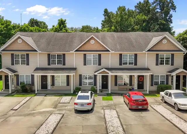 Property at 2001 Sherwood St, Greensboro, NC, 27403, 3 beds, 3 baths, [object Object]