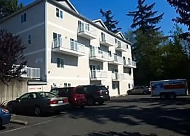 Property at New England Apartments - 2516 Douglas Ave, Bellingham, WA, 98225, 2 beds, 1 bath, [object Object]