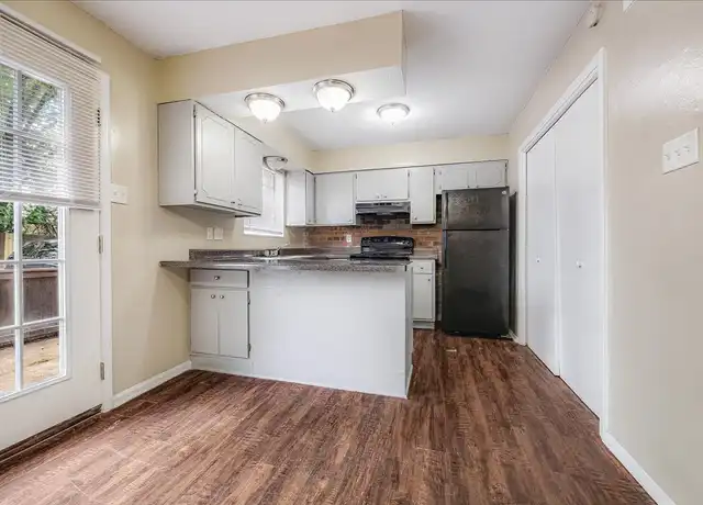 Property at Chambliss Village - 1104 Chambliss Rd, Memphis, TN, 38116, 2 beds, 1.5 baths, [object Object]