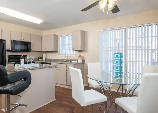 Property at The Pines of Palos Verdes Apartments - 4900 Via Ventura, Mesquite, TX, 75150, 1 bed, 1 bath, [object Object]