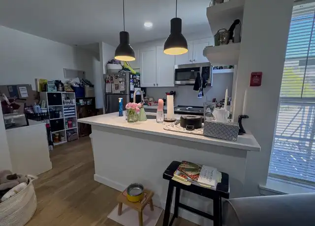 Property at 1525 Green St Unit PH, Philadelphia, PA, 19130, 2 beds, 1 bath, [object Object]