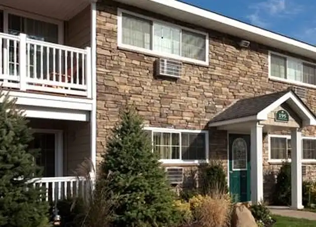 Property at 207 Lakeland Ave Unit 1-4A, Sayville, NY, 11782, 1 bed, 1 bath, [object Object]
