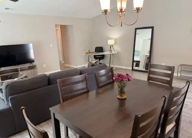 Property at 1346 Debbs Ln, Chesapeake, VA, 23320, 3 beds, 2 baths, [object Object]