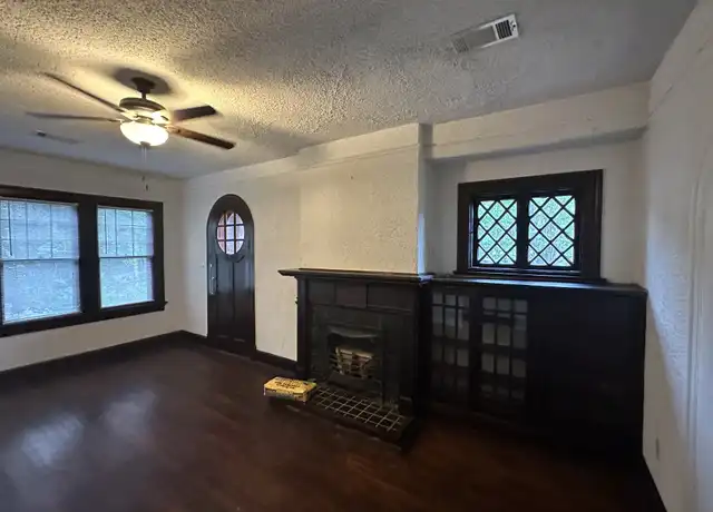 Property at 1340 Hazel St Unit B, Jackson, MS, 39202, 1 bed, 1 bath, [object Object]