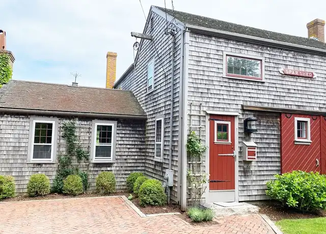 Property at 7 N Liberty St, Nantucket, MA, 02554, 4 beds, 3.5 baths, [object Object]