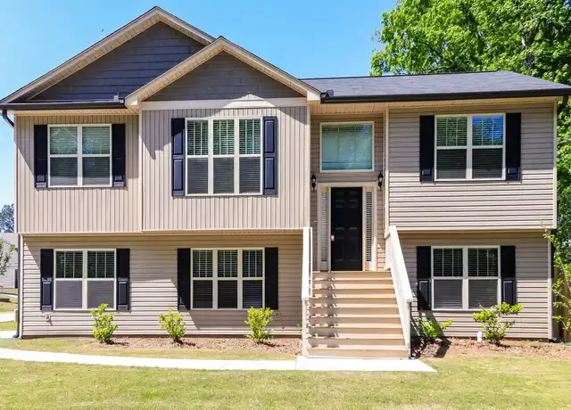 Property at 100 Comet Ct, Dallas, GA, 30157, 5 beds, 3 baths, [object Object]