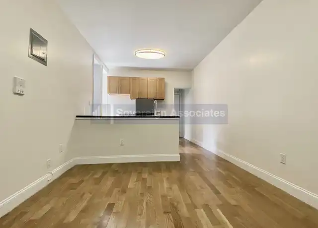 Property at 12 Pinehurst Ave Unit 4A, New York, NY, 10033, 1 bed, 1 bath, [object Object]