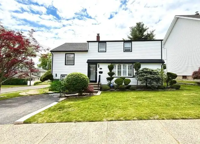 Property at 44 Leonhardt Dr, Saddle Brook, NJ, 07663, 4 beds, 2 baths, [object Object]