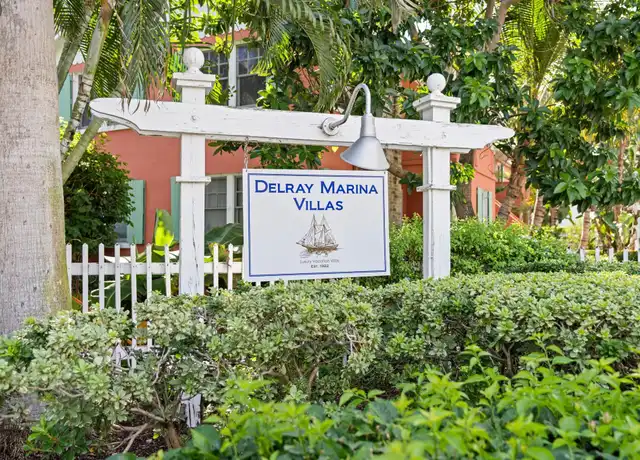 Property at 102 SE 7th Ave Unit Villa 2, Delray Beach, FL, 33483, 2 beds, 1 bath, [object Object]