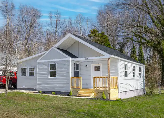 Property at 204 N Bellemeade Ave, Knoxville, TN, 37919, 3 beds, 2 baths, [object Object]