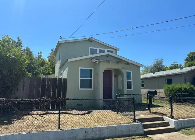 Property at 2118 Court St Unit 2118, Redding, CA, 96001, 2 beds, 2 baths, [object Object]