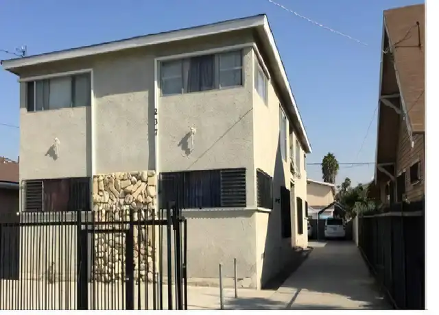 Property at 237 57th St Unit 4, Los Angeles, CA, 90037, 2 beds, 1 bath, [object Object]