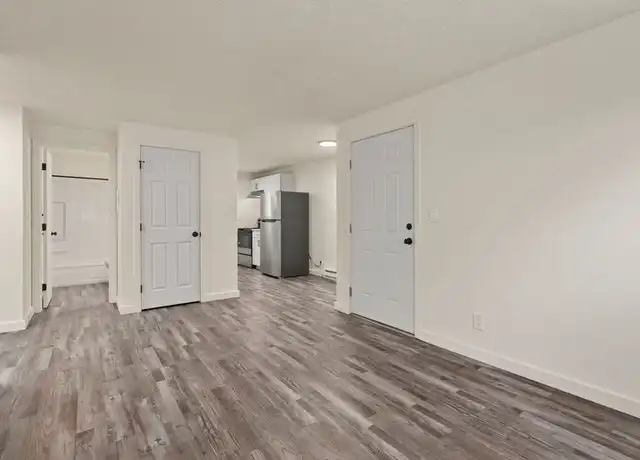 Property at 2914 N Hogan St Unit 5, Spokane, WA, 99207, 2 beds, 1 bath, [object Object]